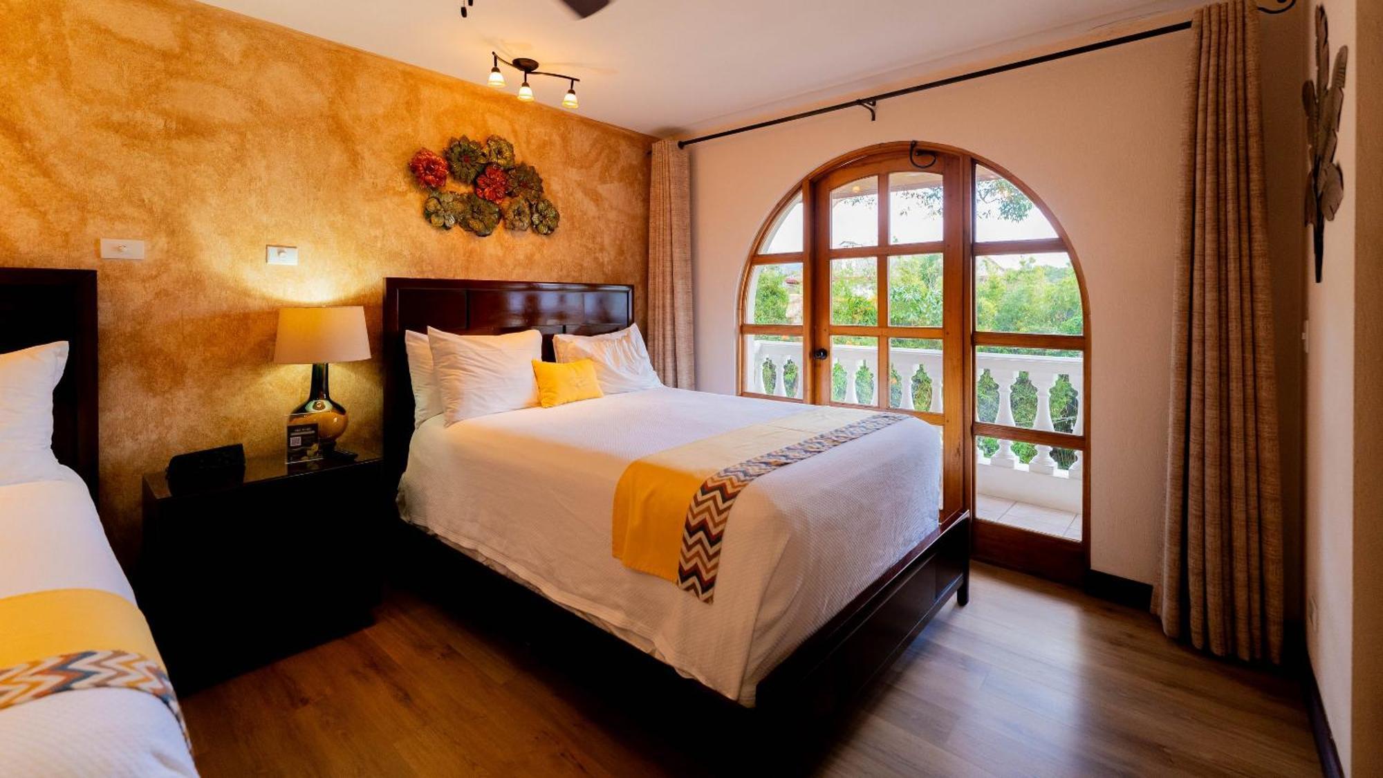 Buena Vista Chic Hotel Pilas Værelse billede