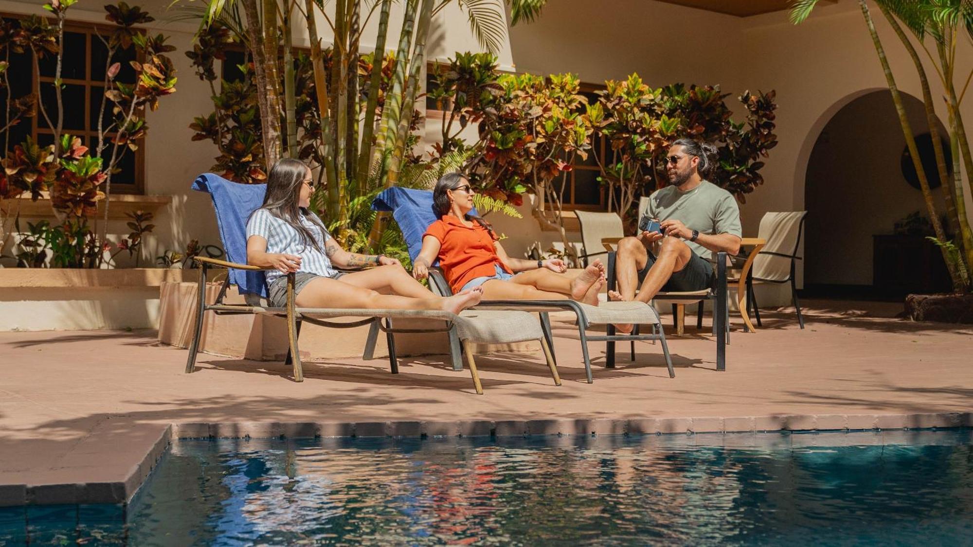 Buena Vista Chic Hotel Pilas Eksteriør billede