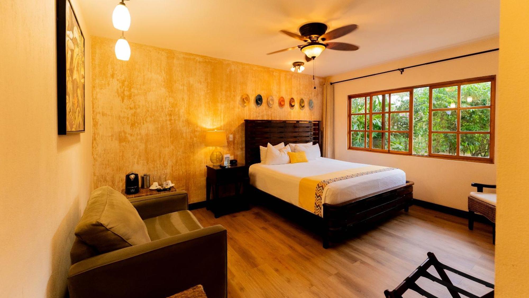 Buena Vista Chic Hotel Pilas Eksteriør billede